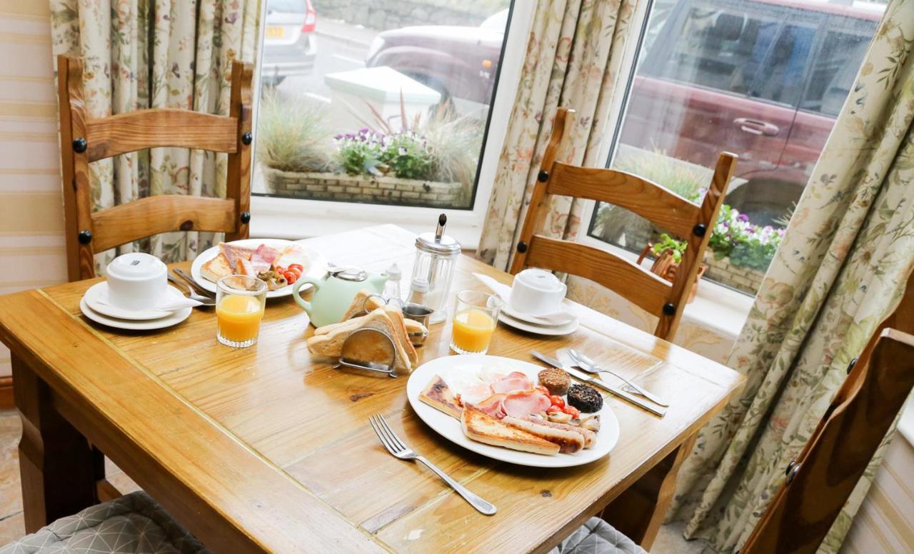 Avarest House Bb Adults Only Portrush Exterior photo