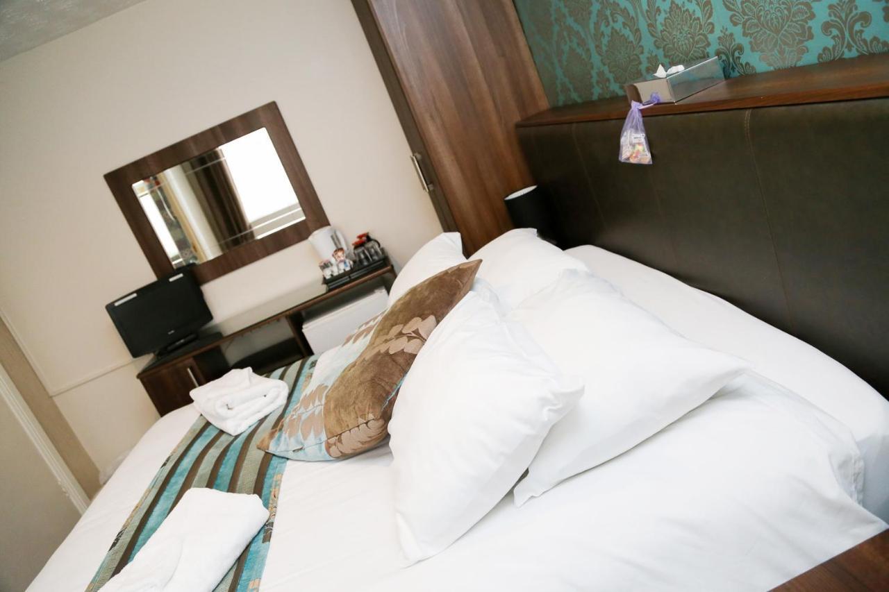 Avarest House Bb Adults Only Portrush Exterior photo